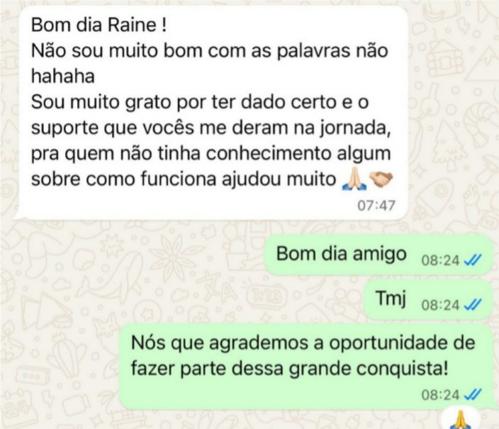 Mensagem real de cliente elogiando a postura e os serviços imobiliários
